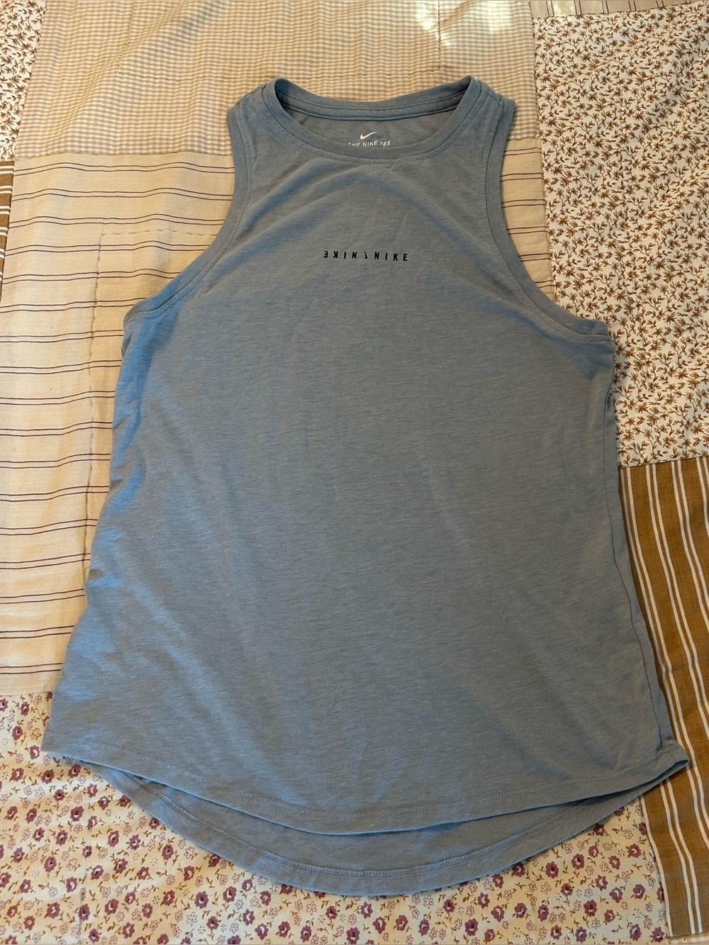 Women’s gray Nike dri fit tank top size xs
